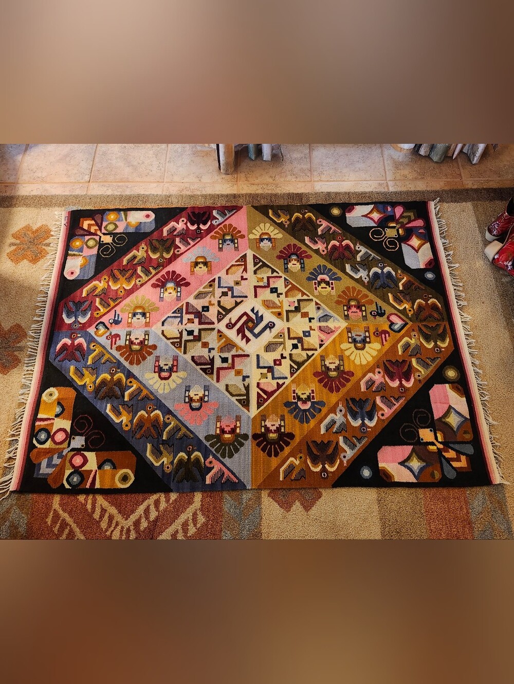 Peruvian 100% Wool Area Rug - Picture 3 of 5